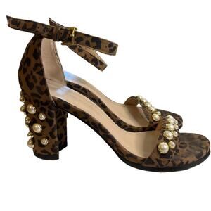 Stuart Weitzman Morepearls Leopard sandal Pearl embellishments Size  5.5